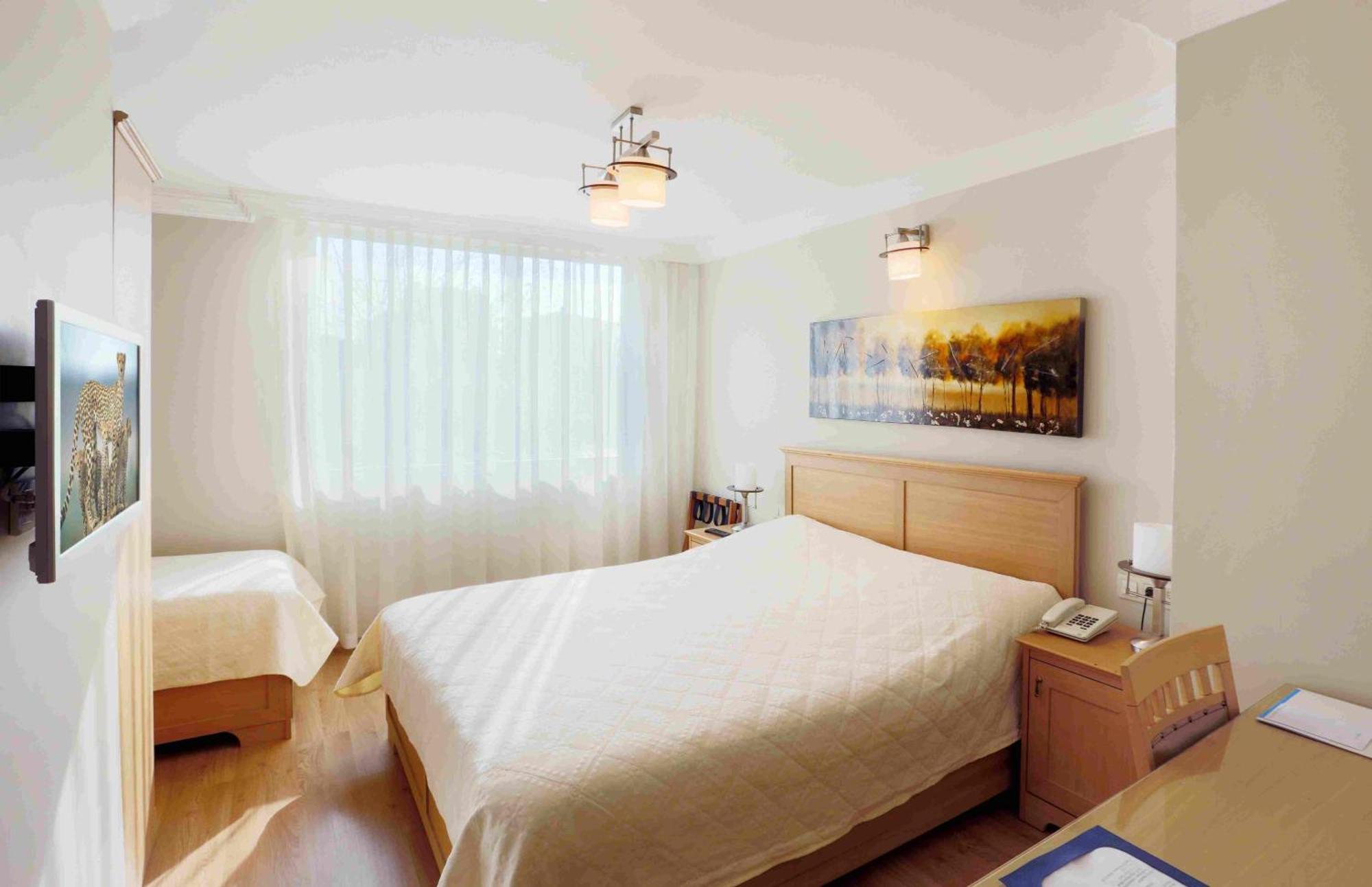 Hotel Expocity อิสตันบูล ภายนอก รูปภาพ